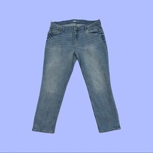 Old navy mid-rise boyfriend jeans light wash